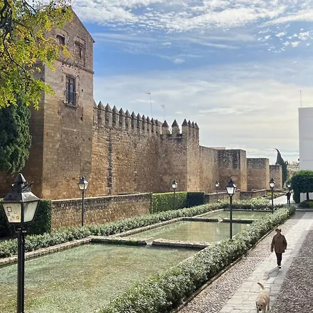 Апартаменти La Casa De La Muralla Кордова