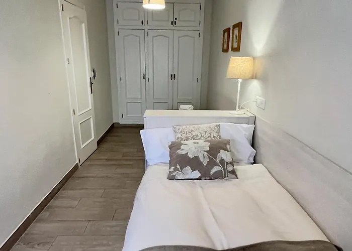 La Casa De La Muralla